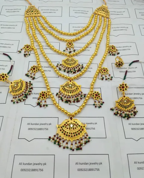 مجموعة شعر ماترو