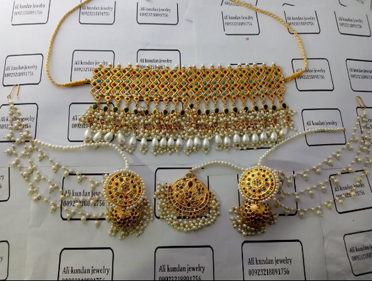 Choker set