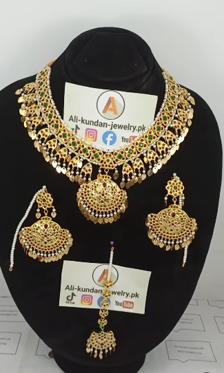 Necklace Set