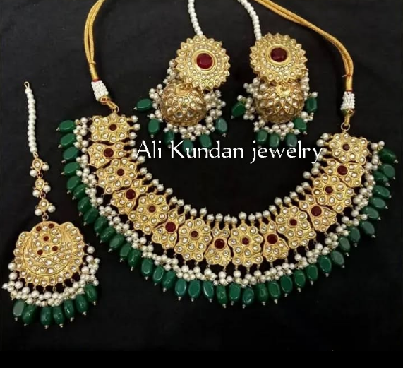 Necklace Set