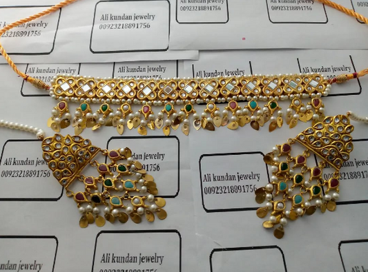 Choker set