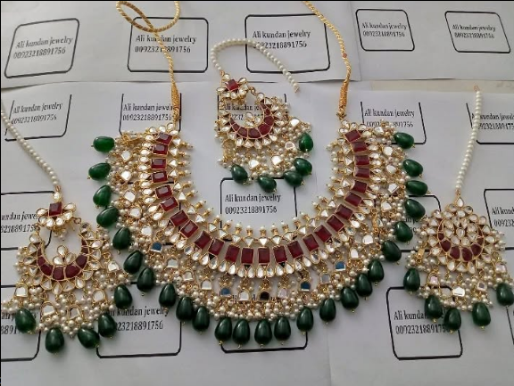 Necklace Set