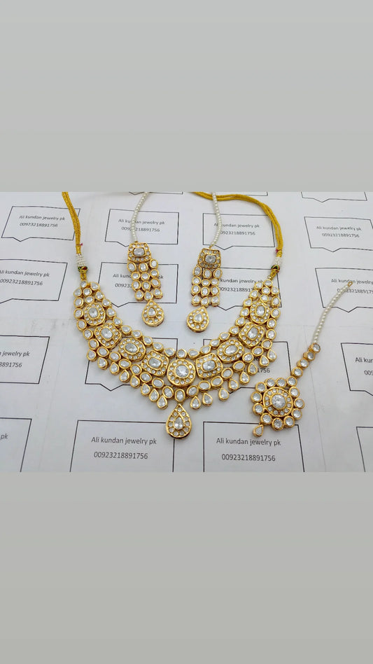 Necklace set